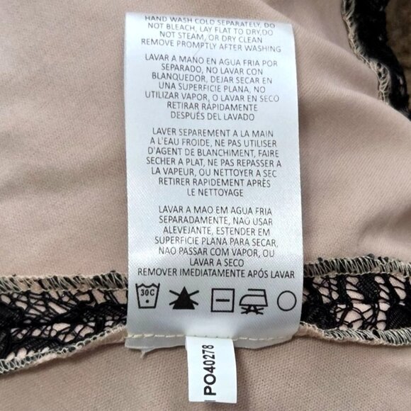 Alex Evenings Womens 1X Black Lace Jacket w Beige Lining and Iridescent Beading - Picture 10 of 10